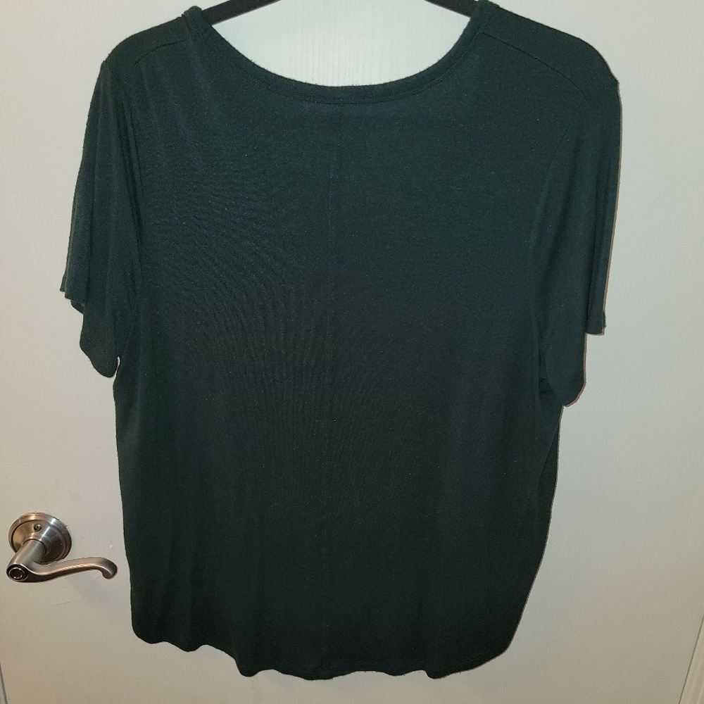 T-Shirt - Picture 3 of 3